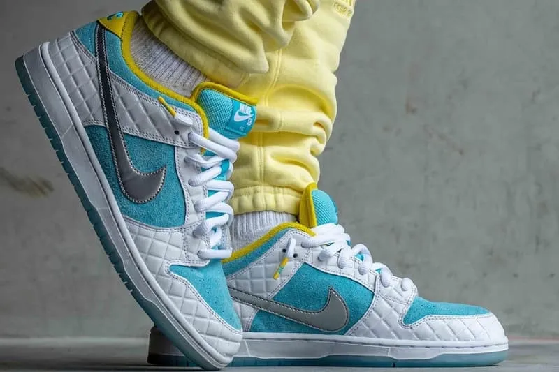 Dunk Low FTC X Dunk Low SB Lagoon Pulse фото