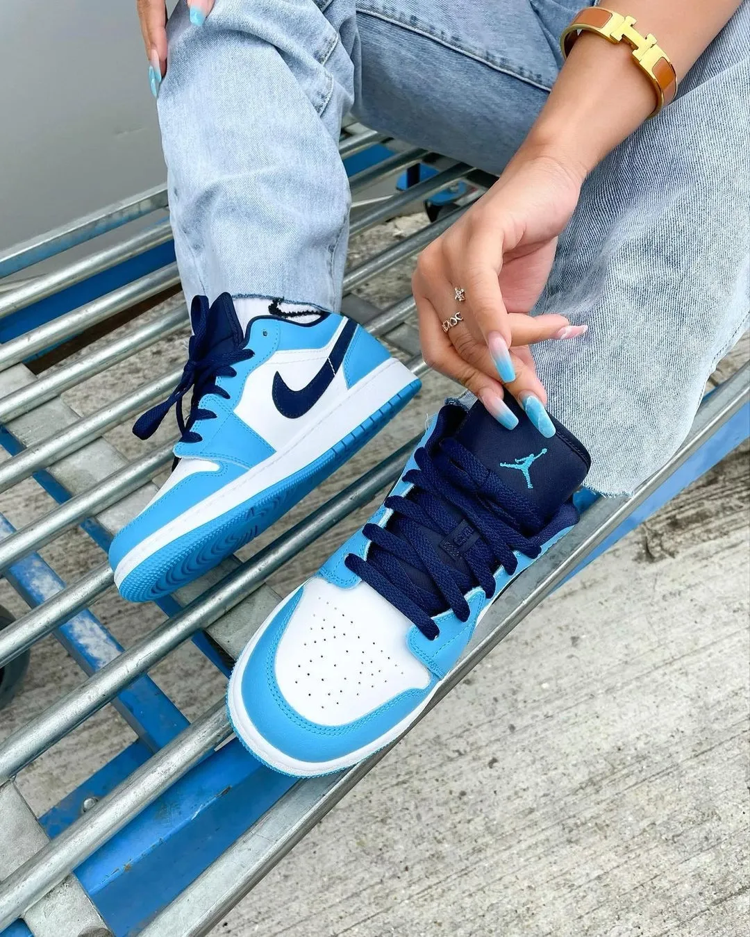Air Jordan 1 Low UNC фото