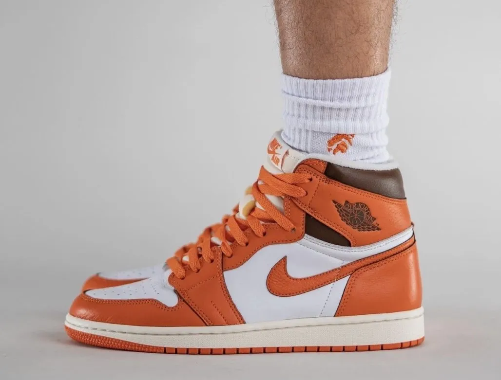 Air Jordan 1 Wmns OG 'Starfish' фото