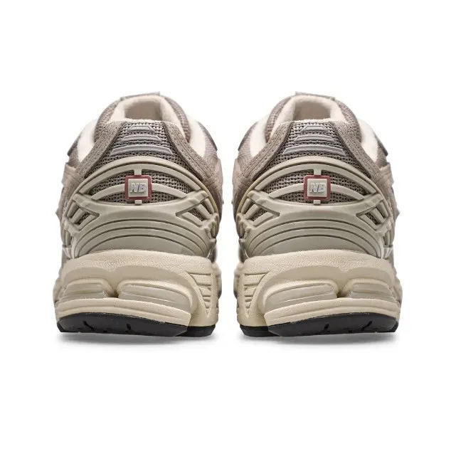 1906R Beige Cream фото