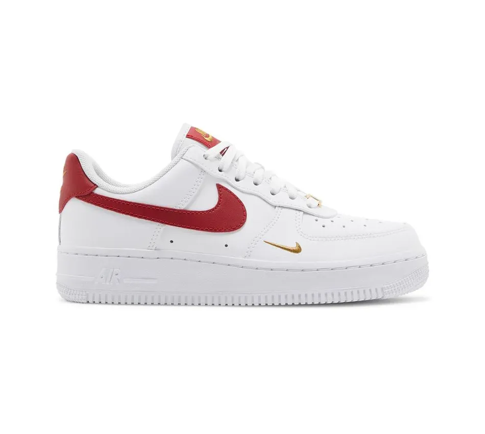 Низкие кроссовки Nike Air Force 1 Low Wmns Essential Low White Gym Red (Белый) Унисекс