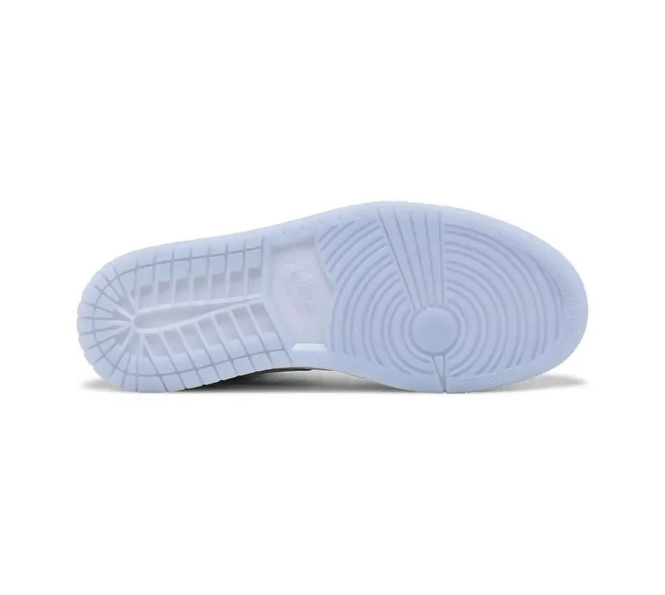 Air Jordan 1 Low Wmns White Wolf Grey фото