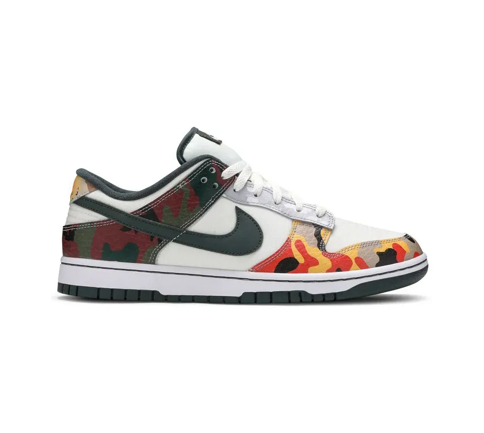 Низкие кроссовки Nike Dunk Low SE Sail Multi Camo (Разноцветный) Унисекс