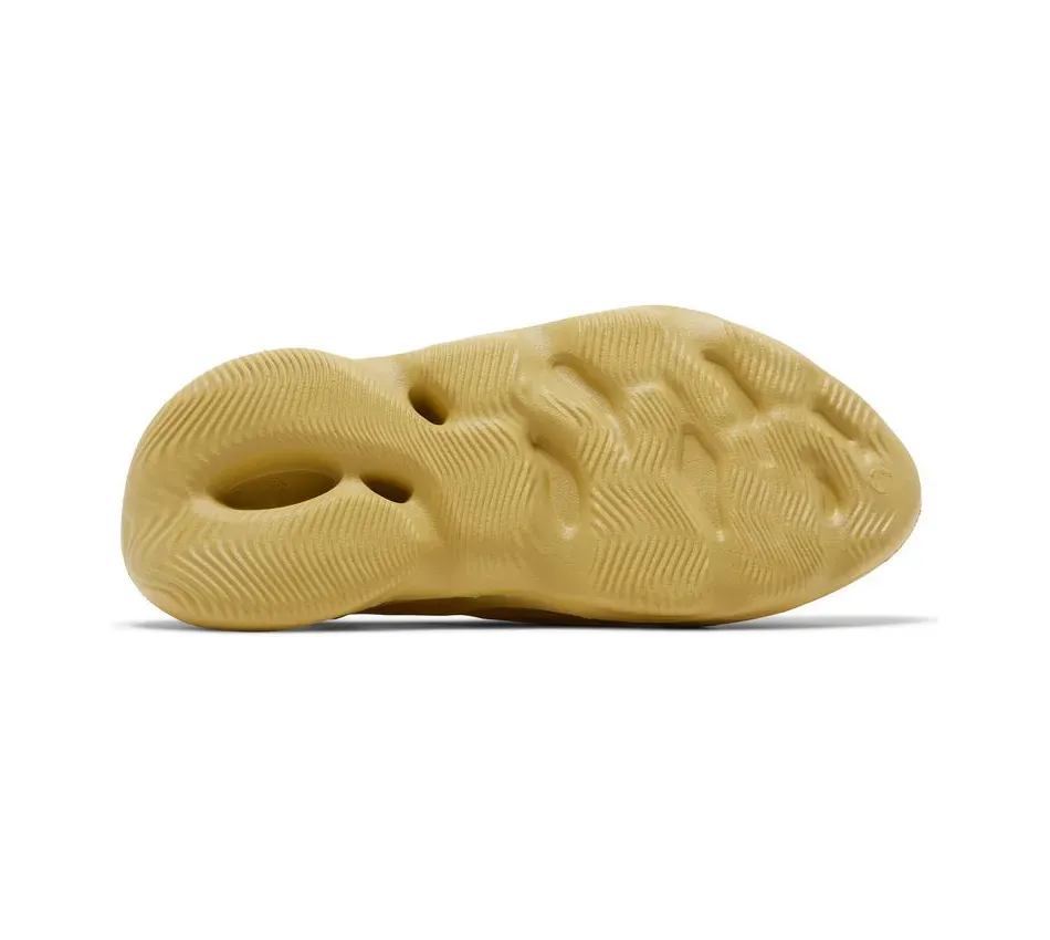 Yeezy Foam Runner Yeezy Foam Runner Sulfur фото