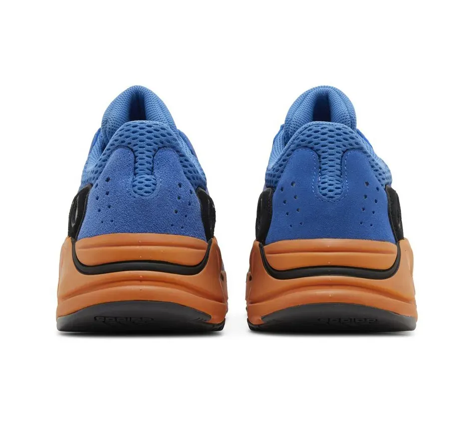 Yeezy Boost 700 Bright Blue фото