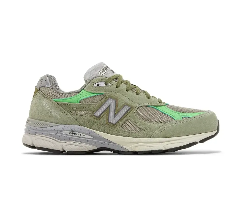 Низкие кроссовки New Balance 990V3 Made In USA Light Olive (Зелёный) Унисекс